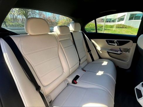 Certified 2022 Mercedes-Benz C 300 4MATIC Sedan image 29
