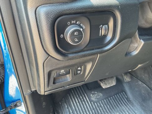 Used 2022 RAM 1500 Big Horn w/ Trailer Tow Group (B) AWD/4WD image 18