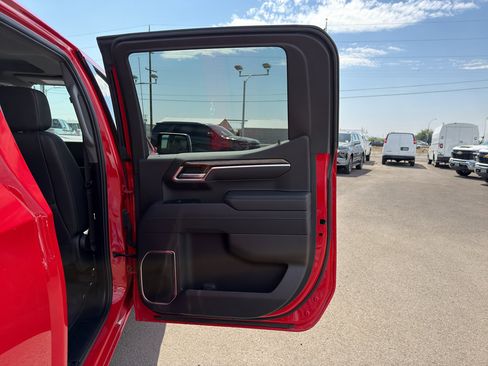 Used 2025 GMC Sierra 1500 Elevation w/ Elevation Premium Package AWD/4WD image 16