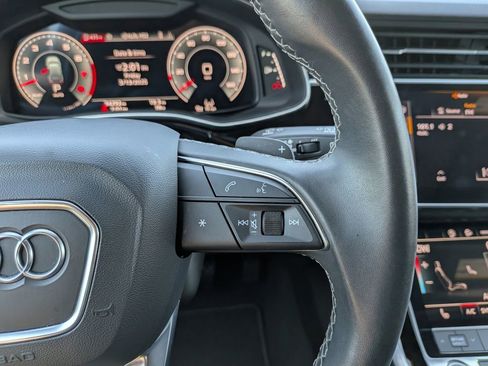 Used 2025 Audi Q7 3.0T Premium Plus image 17