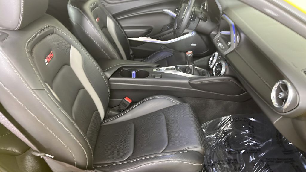 Used 2017 Chevrolet Camaro SS RWD image 19