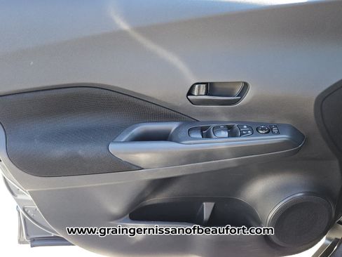 Used 2024 Nissan Kicks S FWD image 16