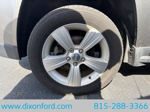 Used 2011 Jeep Compass 2WD image 11