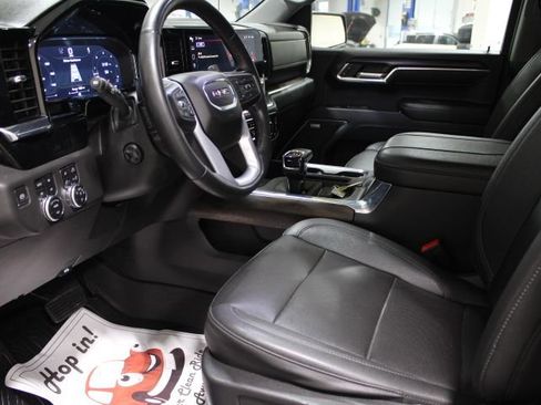 Used 2023 GMC Sierra 1500 SLT w/ SLT Premium Package AWD/4WD image 20