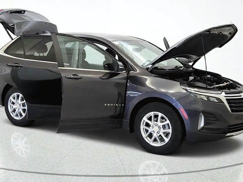Used 2022 Chevrolet Equinox LT FWD image 11