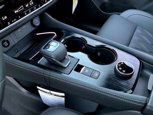 New 2026 Nissan Rogue Platinum AWD/4WD image 10