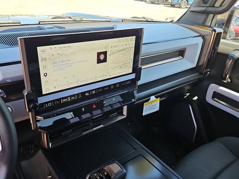 New 2025 GMC Hummer EV 3X w/ Battery Pack, 24 Module Pack AWD/4WD image 21