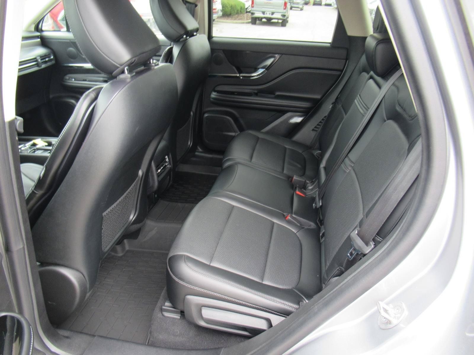 Used 2023 Lincoln Corsair Reserve FWD image 30