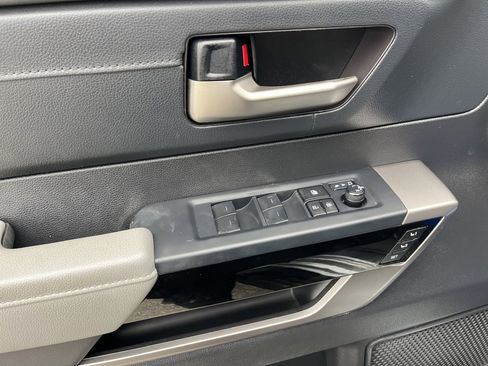 Used 2023 Toyota Tundra Limited image 22