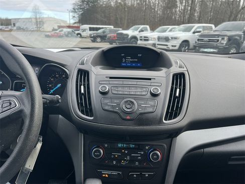 Used 2018 Ford Escape SE image 20