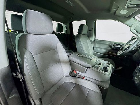 Used 2022 GMC Sierra 1500 Elevation image 25