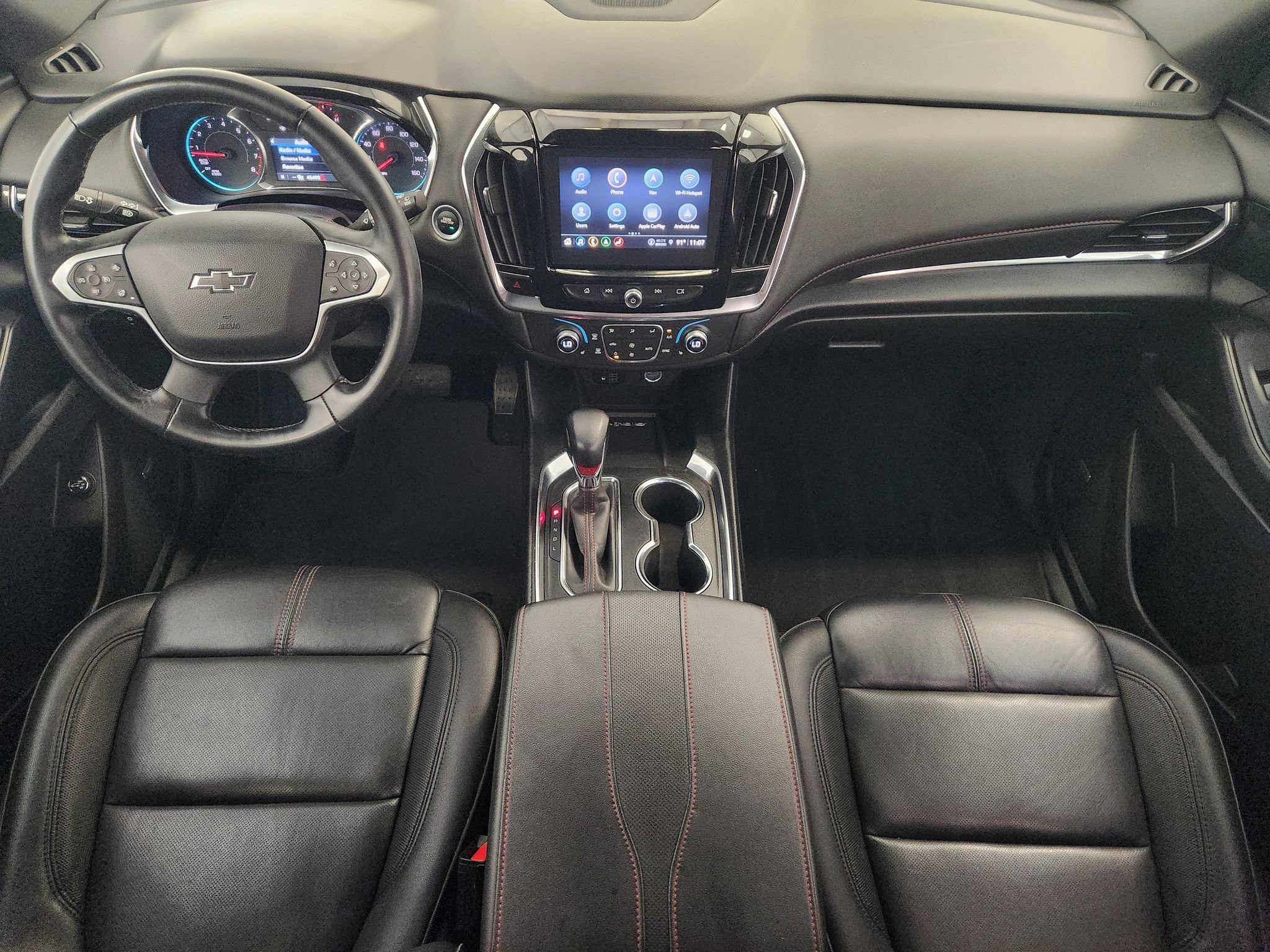 Used 2024 Chevrolet Traverse RS FWD image 28