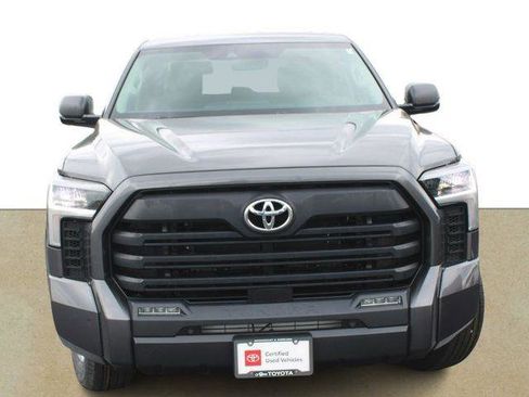 Certified 2022 Toyota Tundra SR5 w/ SR5 Convenience Package AWD/4WD image 9
