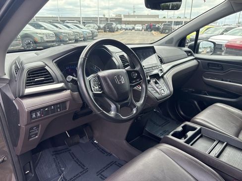 Used 2018 Honda Odyssey EX-L image 16