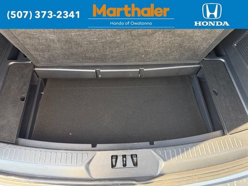 Used 2025 Ford Explorer Platinum w/ LUX Leather Package AWD/4WD image 16