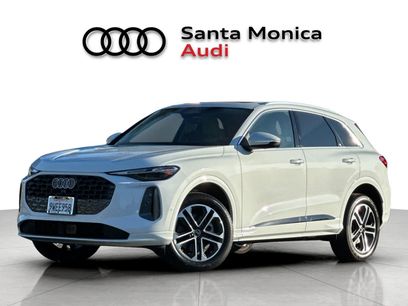 Used 2025 Audi Q5 Premium w/ Convenience Package