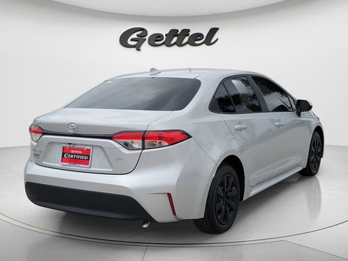 Certified 2025 Toyota Corolla LE FWD image 5
