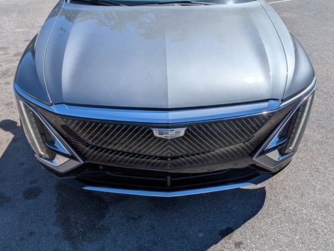 Used 2023 Cadillac Lyriq 2WD image 12