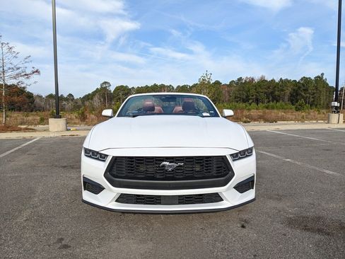 Used 2024 Ford Mustang Premium image 20