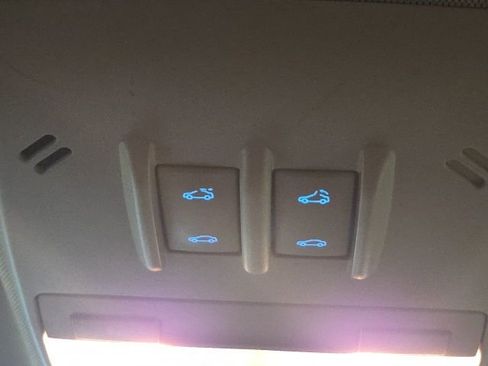 Used 2013 Buick Encore Premium image 24