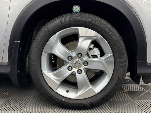 Used 2016 Honda HR-V EX image 25