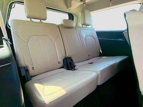 Used 2024 Ford Expedition Max Limited image 22