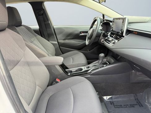 Used 2021 Toyota Corolla LE w/ Carpet Mat Package (TMS) image 15
