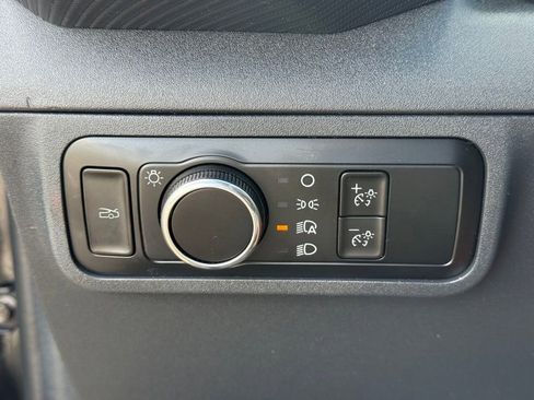 Used 2024 Ford Mustang Coupe image 24