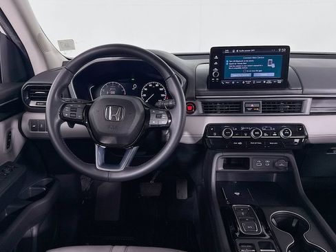 Certified 2025 Honda Pilot EX-L image 11