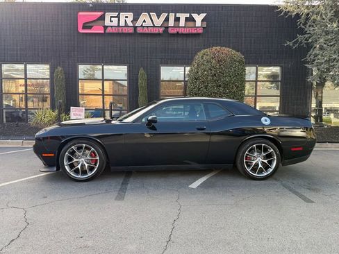 Used 2022 Dodge Challenger GT image 9