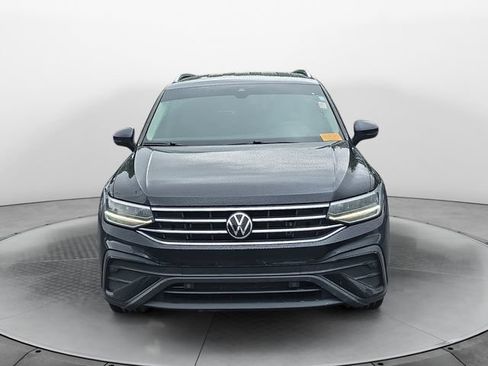 Used 2023 Volkswagen Tiguan SE FWD image 8