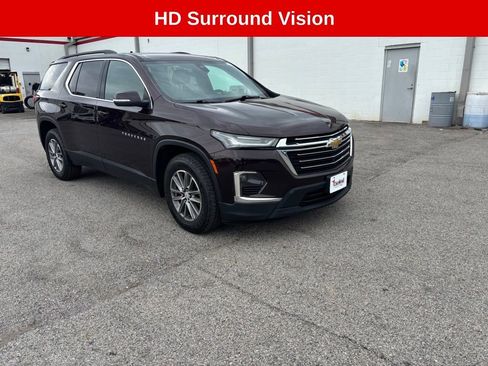 Used 2023 Chevrolet Traverse LT w/ Rear Camera Mirror Package AWD/4WD image 9