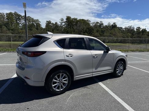 Certified 2024 MAZDA CX-5 AWD 2.5 S w/ Select Package image 3