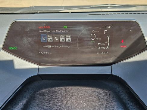 Used 2025 Toyota Prius LE image 18