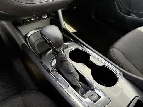 Used 2024 Chevrolet Malibu LT FWD image 12