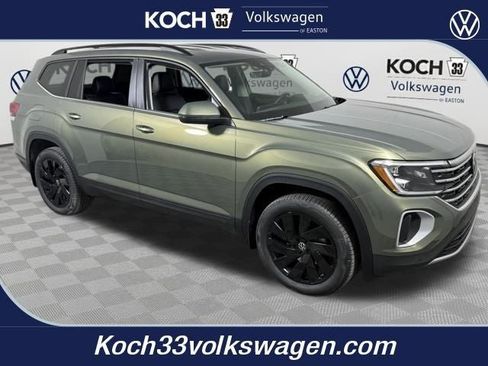 New 2026 Volkswagen Atlas SE image 1