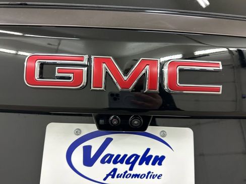 New 2026 GMC Yukon AT4 Ultimate image 14