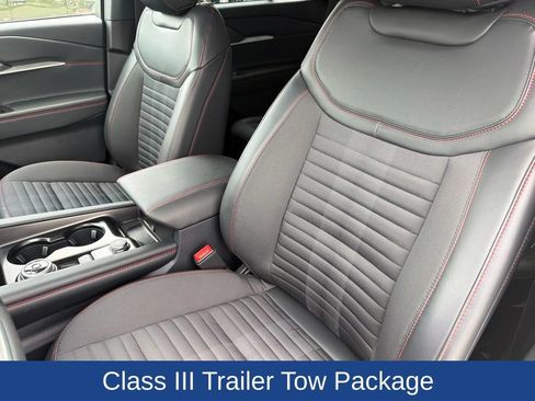 Used 2026 Ford Explorer ST-Line RWD image 13