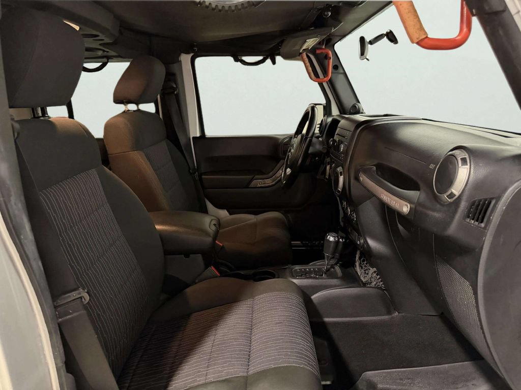 Used 2011 Jeep Wrangler Unlimited Sport AWD/4WD image 28