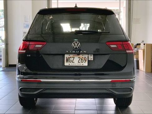 Used 2022 Volkswagen Tiguan SE FWD image 4