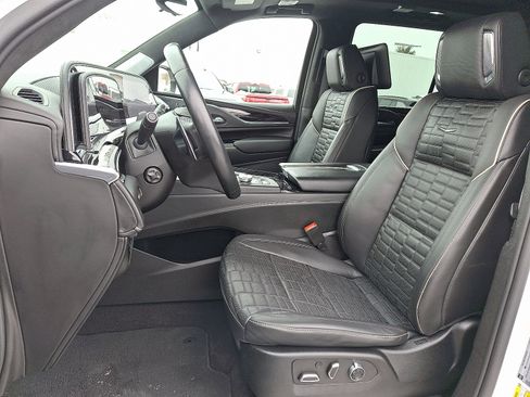 Certified 2023 Cadillac Escalade V image 17