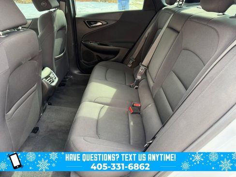 Used 2021 Chevrolet Malibu LT image 26