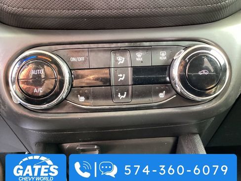 Used 2023 Chevrolet TrailBlazer LT w/ Convenience Package image 19