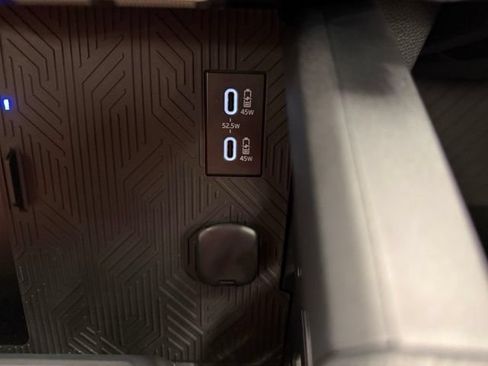 New 2026 Toyota 4Runner SR5 AWD/4WD image 68