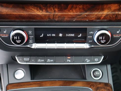 Used 2018 Audi Q5 2.0T Premium Plus w/ Premium Plus Package image 34