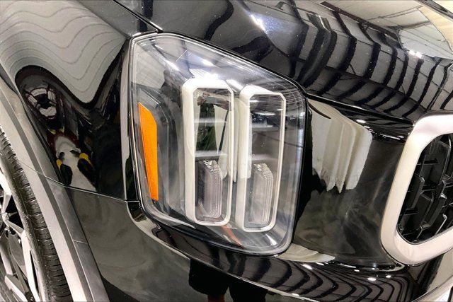 Used 2024 Kia Telluride EX w/ EX Captain's Chair Package AWD/4WD image 29