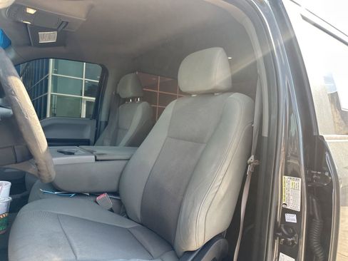 Used 2018 Ford F250 XL w/ STX Appearance Package image 8