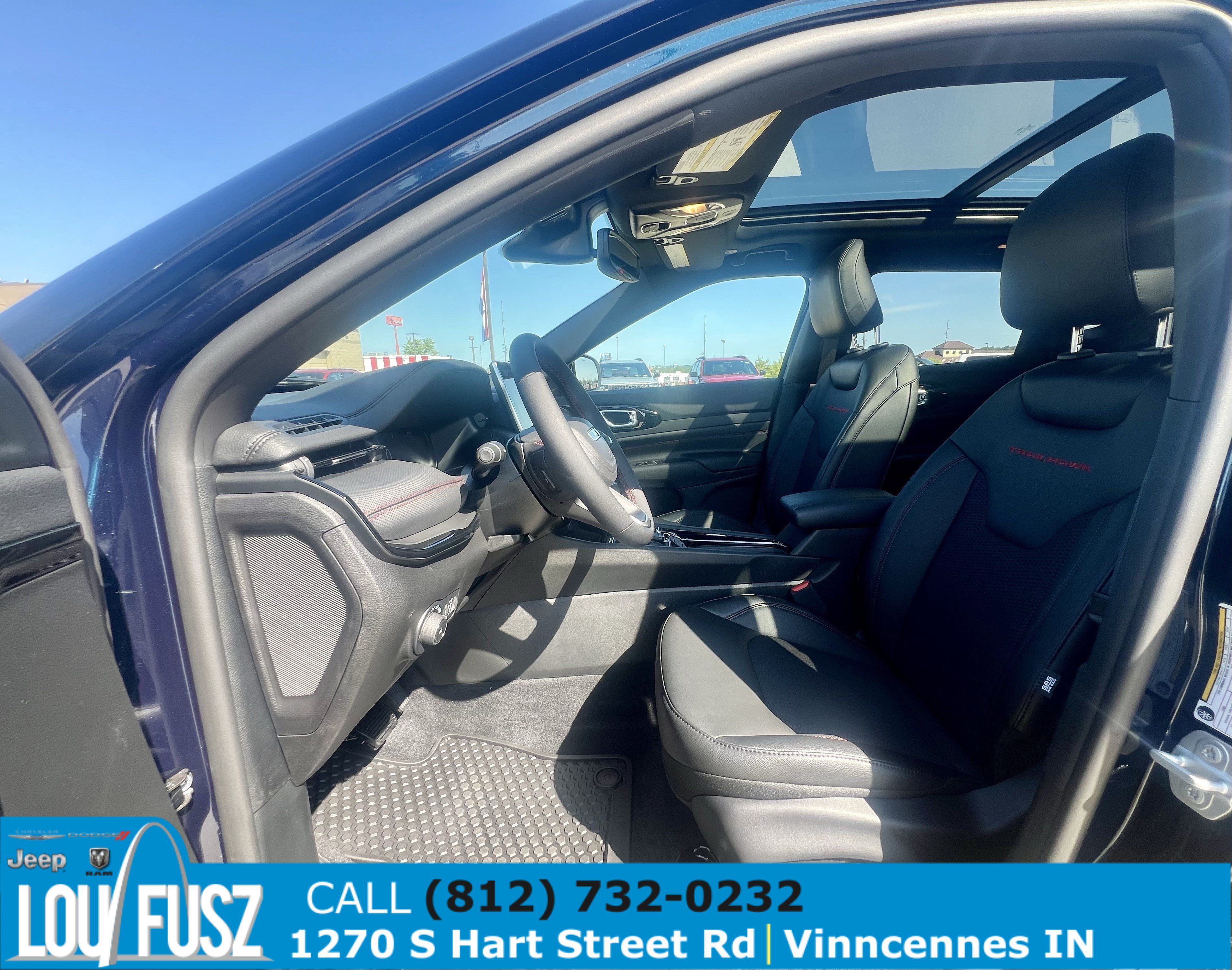 New 2026 Jeep Compass Trailhawk w/ Sun, Sound & Navigation Group AWD/4WD image 10