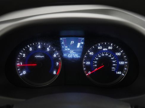 Used 2013 Hyundai Accent GLS w/ Premium Pkg image 22