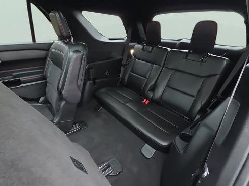 Certified 2022 Ford Explorer ST-Line w/ Class IV Trailer Tow Package image 27